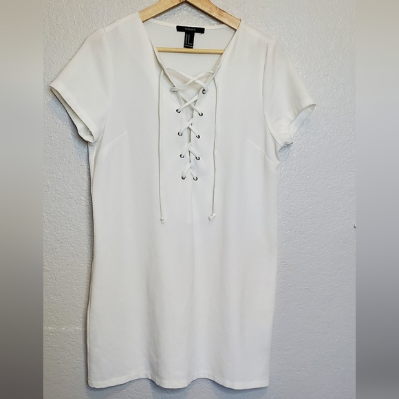 Forever 21 Dresses & Skirts - 💚5/$25 Forever 21 White Lace-Up Mini Dress Size Medium